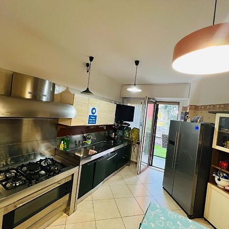 Gigli, Rooms Con Cucina In Comune E Terrazza Milão Exterior foto