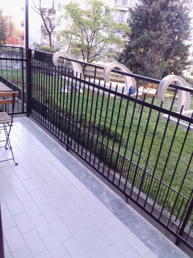 Gigli, Rooms Con Cucina In Comune E Terrazza Milão Exterior foto