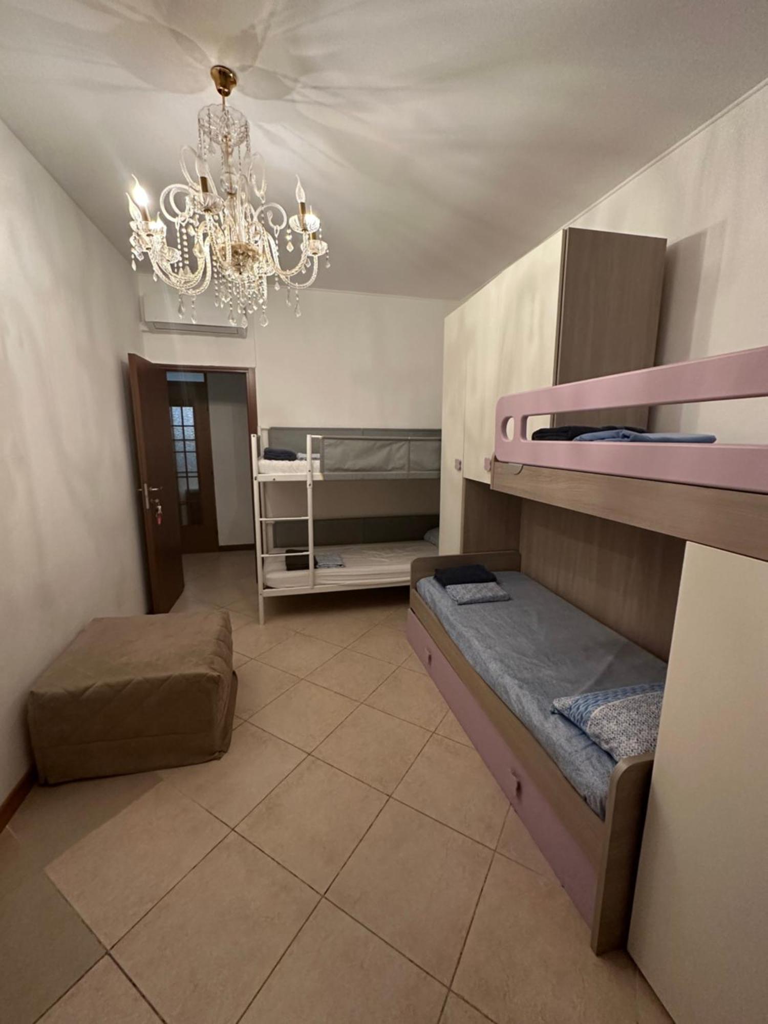 Gigli, Rooms Con Cucina In Comune E Terrazza Milão Exterior foto