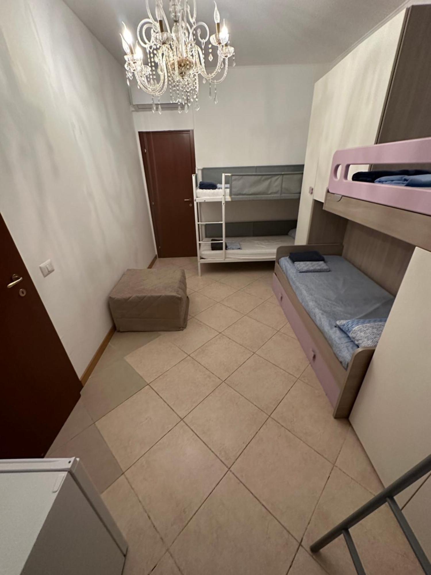 Gigli, Rooms Con Cucina In Comune E Terrazza Milão Exterior foto