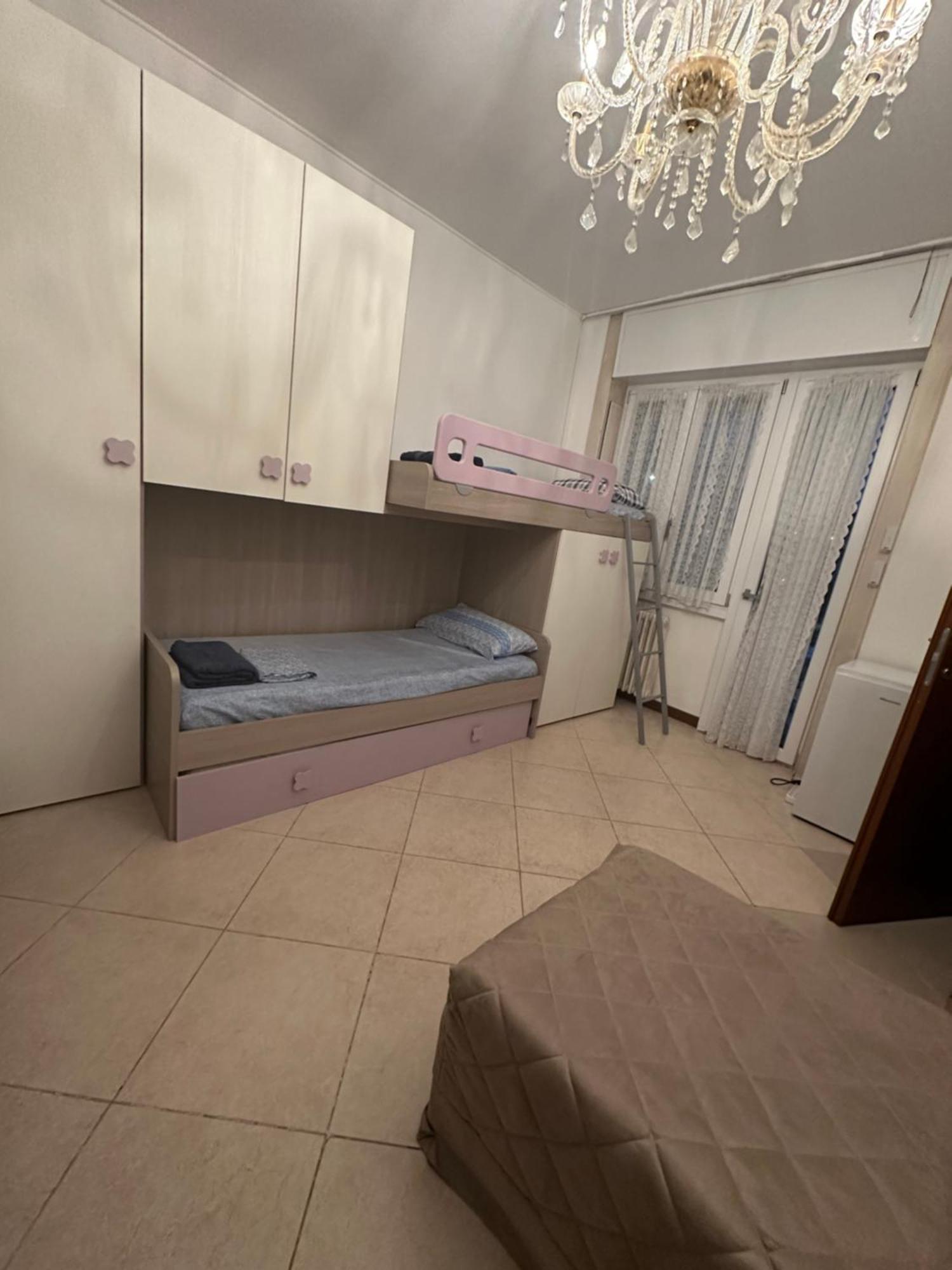Gigli, Rooms Con Cucina In Comune E Terrazza Milão Exterior foto
